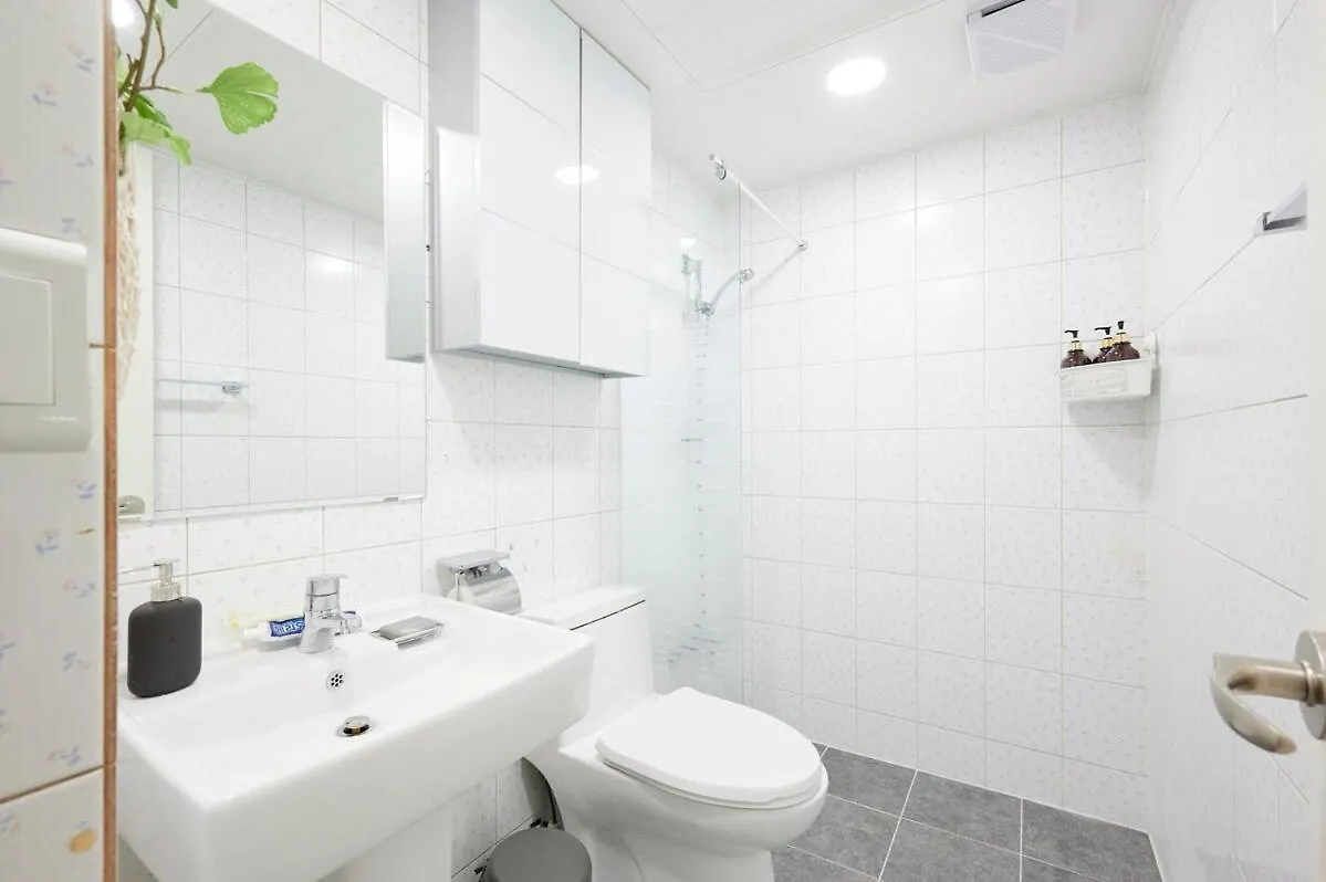 Апартаменты Hug1 Hapjeong Hongdae Nearby High End Сеул Южная Корея