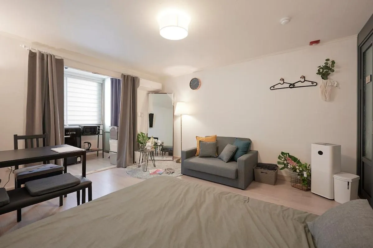 Апартаменты Hug1 Hapjeong Hongdae Nearby High End Сеул